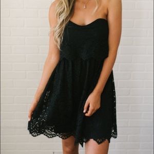 L love Lace Sweetheart Dress - Black